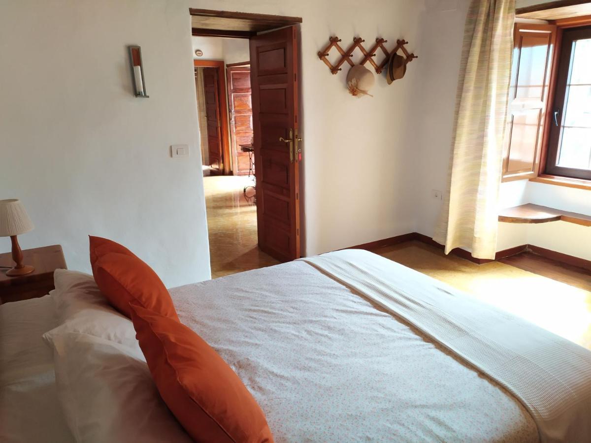 Casa Rural El Brezal Brena Alta Luaran gambar
